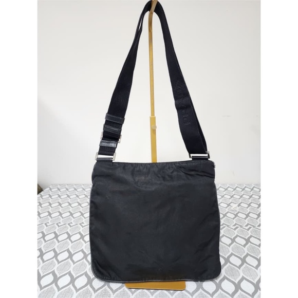 Authentic Prada Front Pocket Tessuto Medium Messenger Bag - Picture 5 of 14